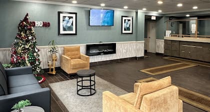 Finger Lakes Inn & Suites