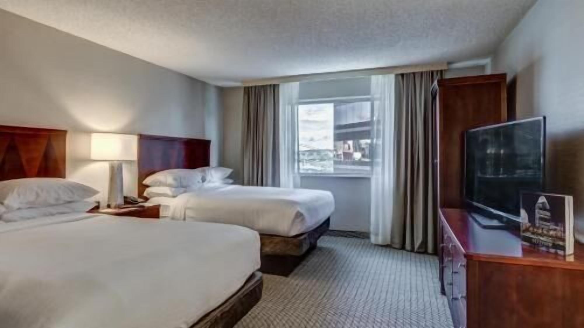 1 bedroom, premium bedding, pillowtop beds, in-room safe