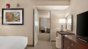 Suite, 1 cama King size, con acceso para personas discapacitadas, tina | Servicios de la habitación