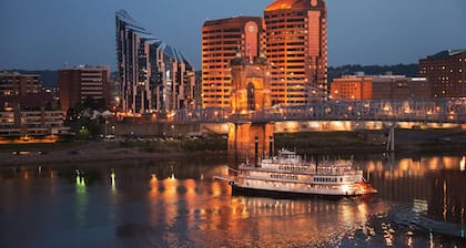 Embassy Suites by Hilton Cincinnati RiverCenter