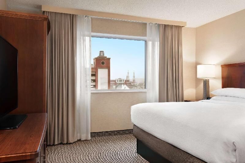 1 bedroom, premium bedding, pillowtop beds, in-room safe