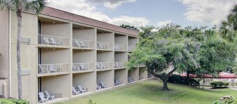 Stayable Select Gainesville