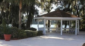 Property grounds - Stayable Select Gainesville (Gainesville)
