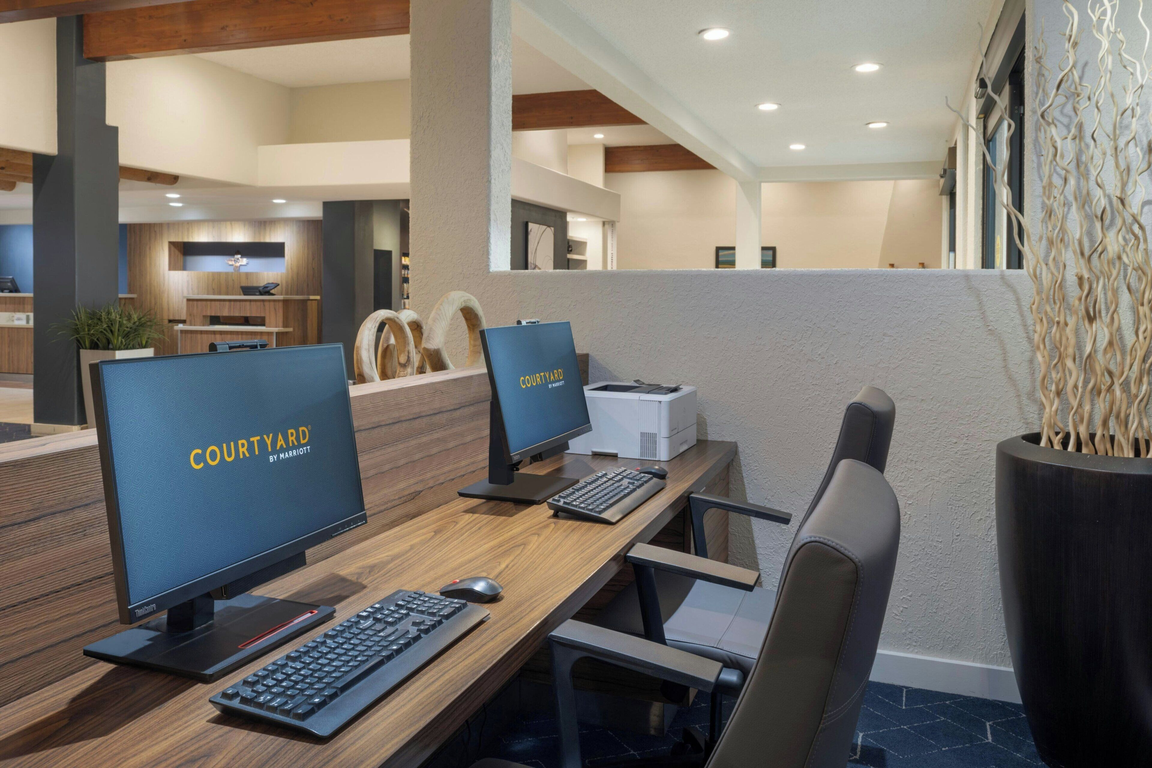 Photo - Courtyard by Marriott Santa Fe