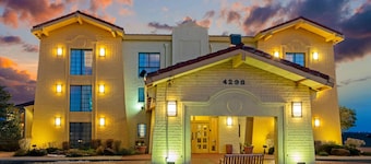 La Quinta Inn by Wyndham Santa Fe