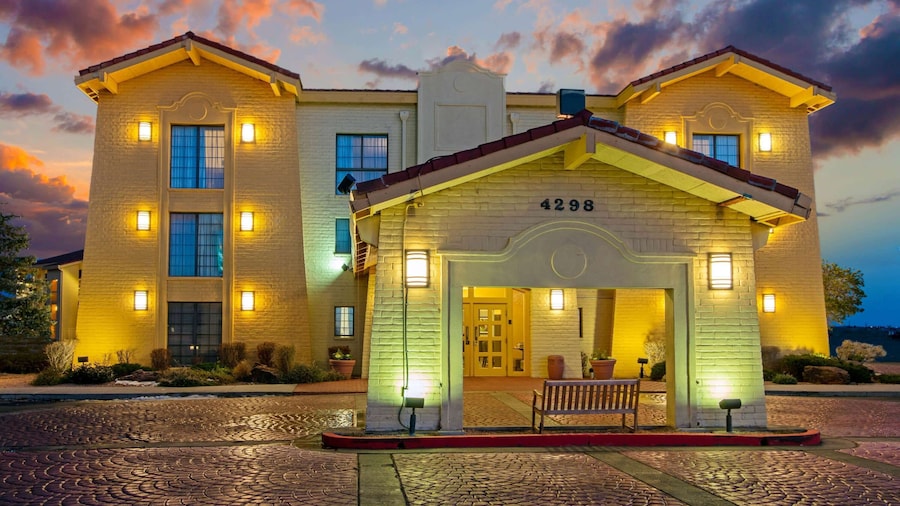 La Quinta Inn by Wyndham Santa Fe