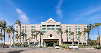 Country Inn & Suites by Radisson, San Diego North, CA