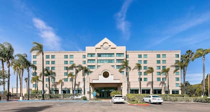 Country Inn & Suites by Radisson, San Diego North, CA