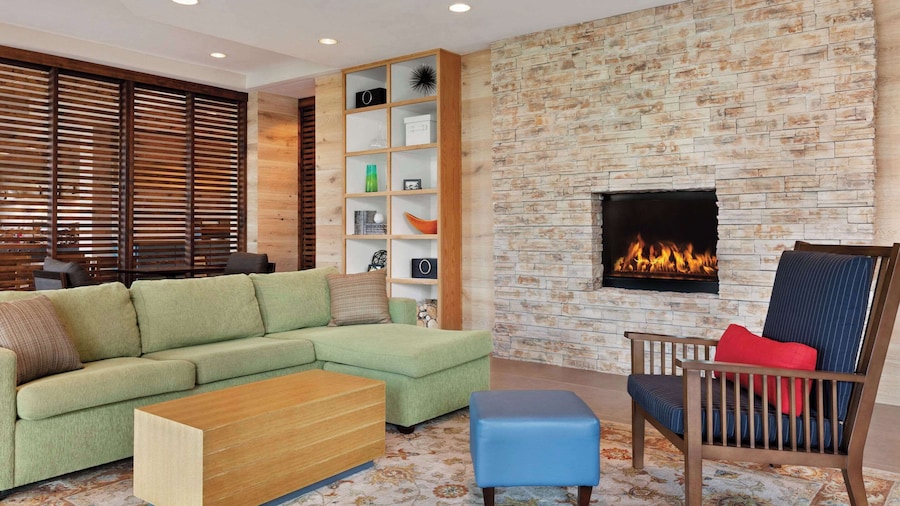 Country Inn & Suites by Radisson, San Diego North, CA