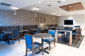 Free continental breakfast
