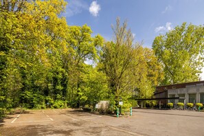Self parking (EUR 8 per day)