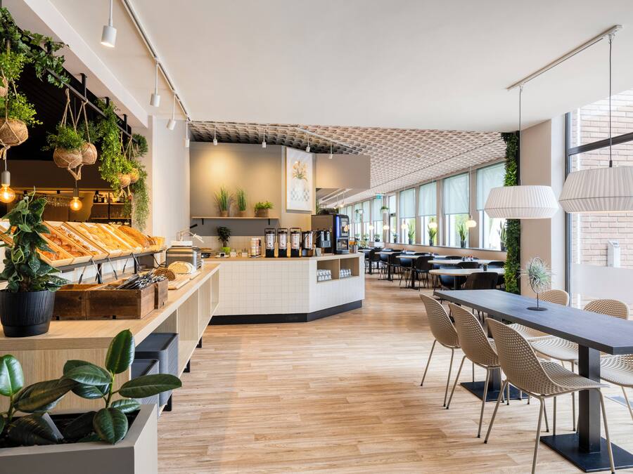 TĂ€gliches FrĂŒhstĂŒcksbuffet gegen GebĂŒhr