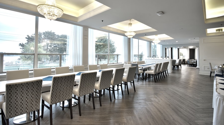 Best Western Dorchester Hotel