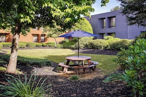 Indoor pool, seasonal outdoor pool, sun loungers