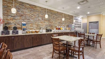 Free daily buffet breakfast