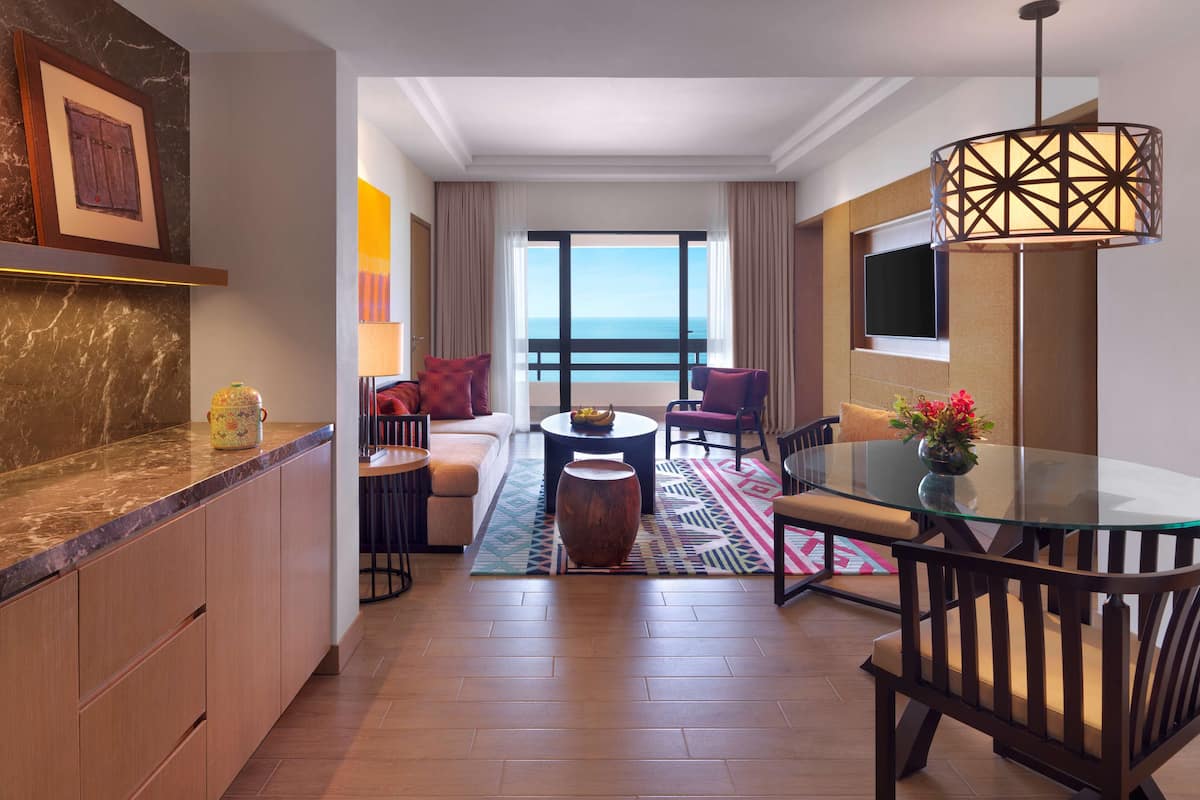 Free minibar, in-room safe, desk, laptop workspace