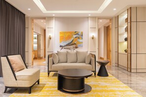 Presidential Suite | Living area - Hyatt Regency Kuantan Resort (Kuantan)