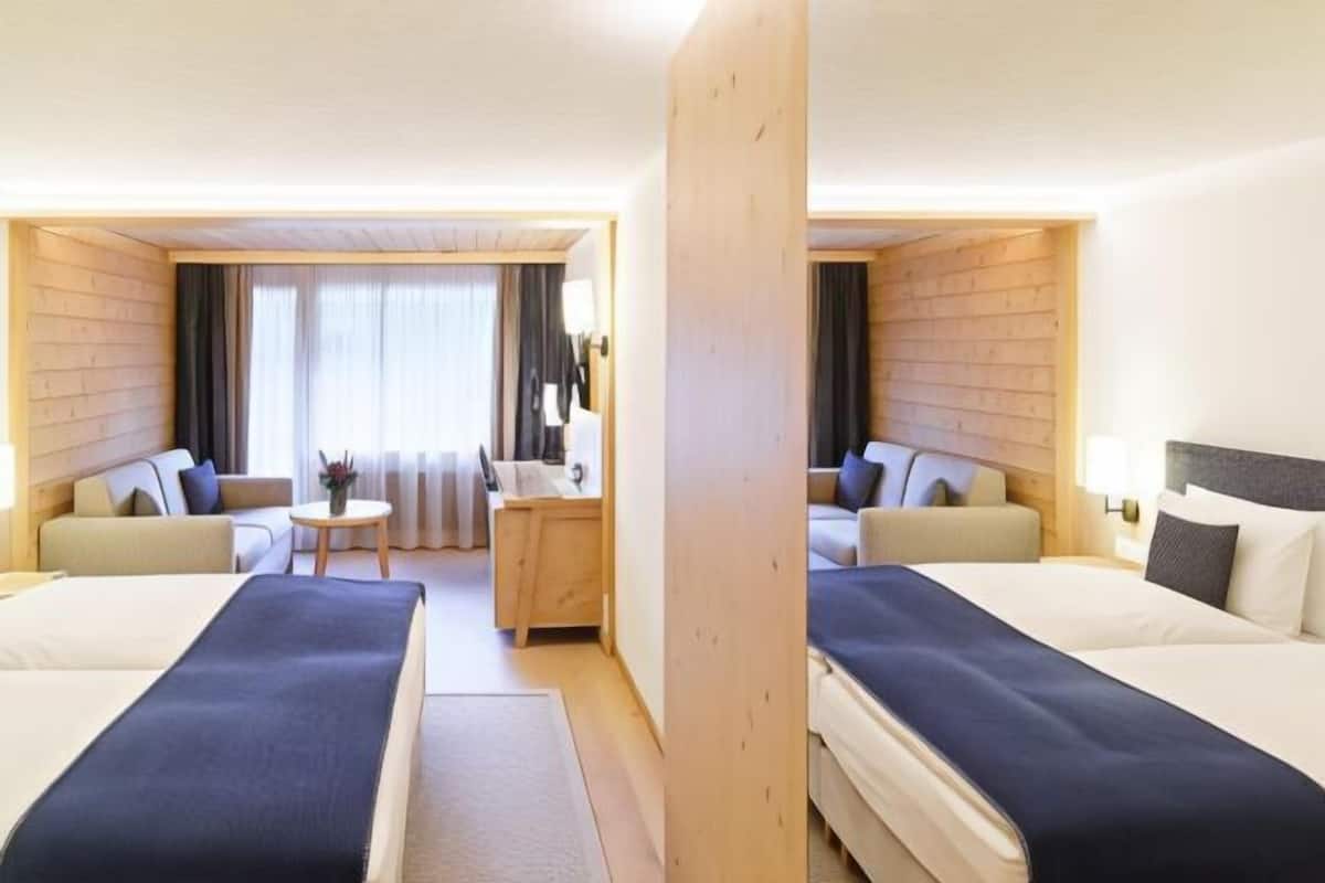 1 bedroom, hypo-allergenic bedding, minibar, in-room safe