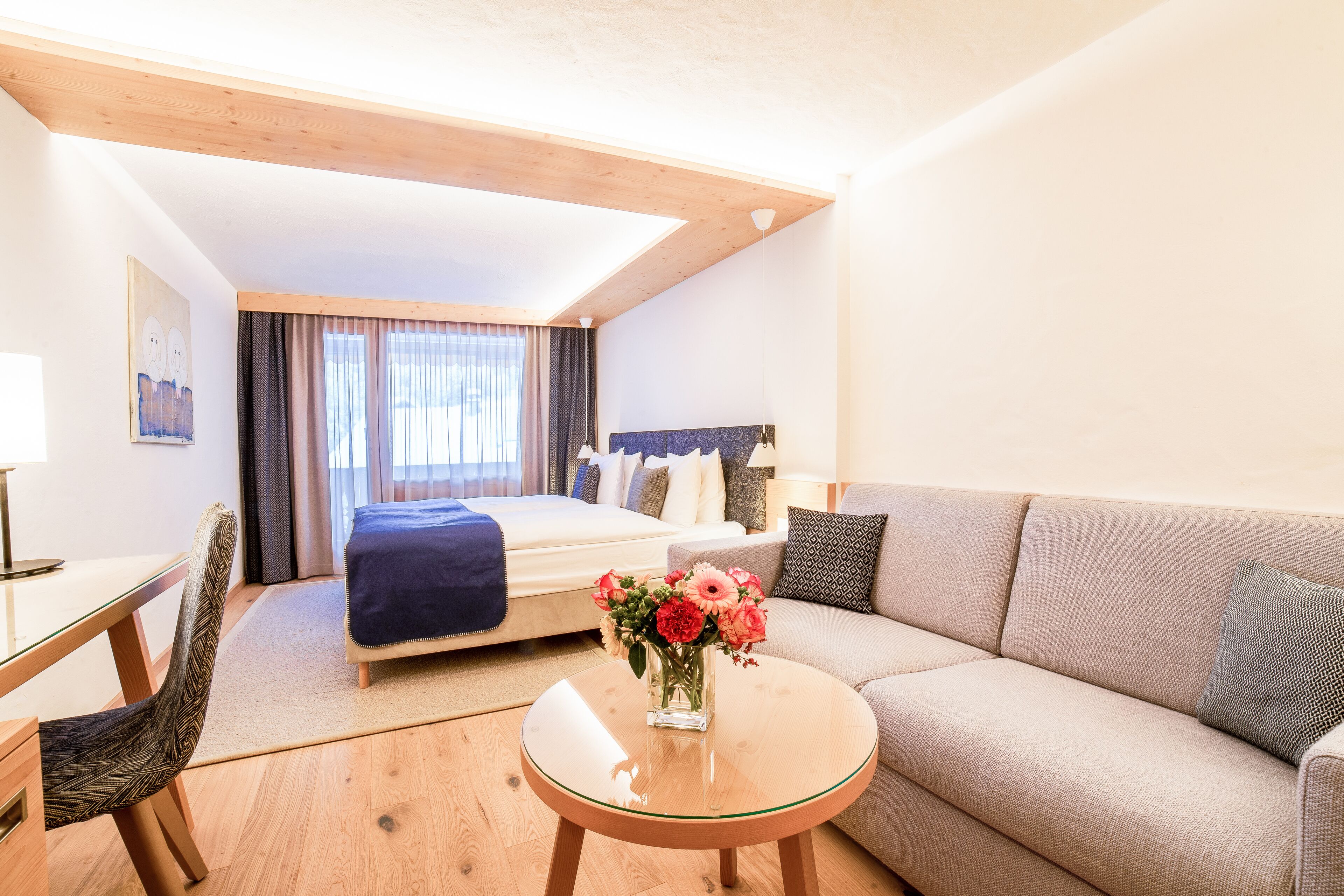 double room panorama | 1 bedroom, hypo-allergenic bedding, minibar, in-room safe