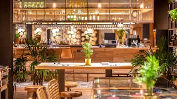 Breakfast, lunch, dinner served; French cuisine, al fresco dining