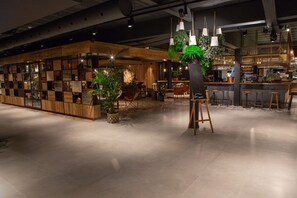 Bar lounge