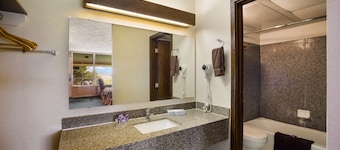 Travelodge by Wyndham Oakley