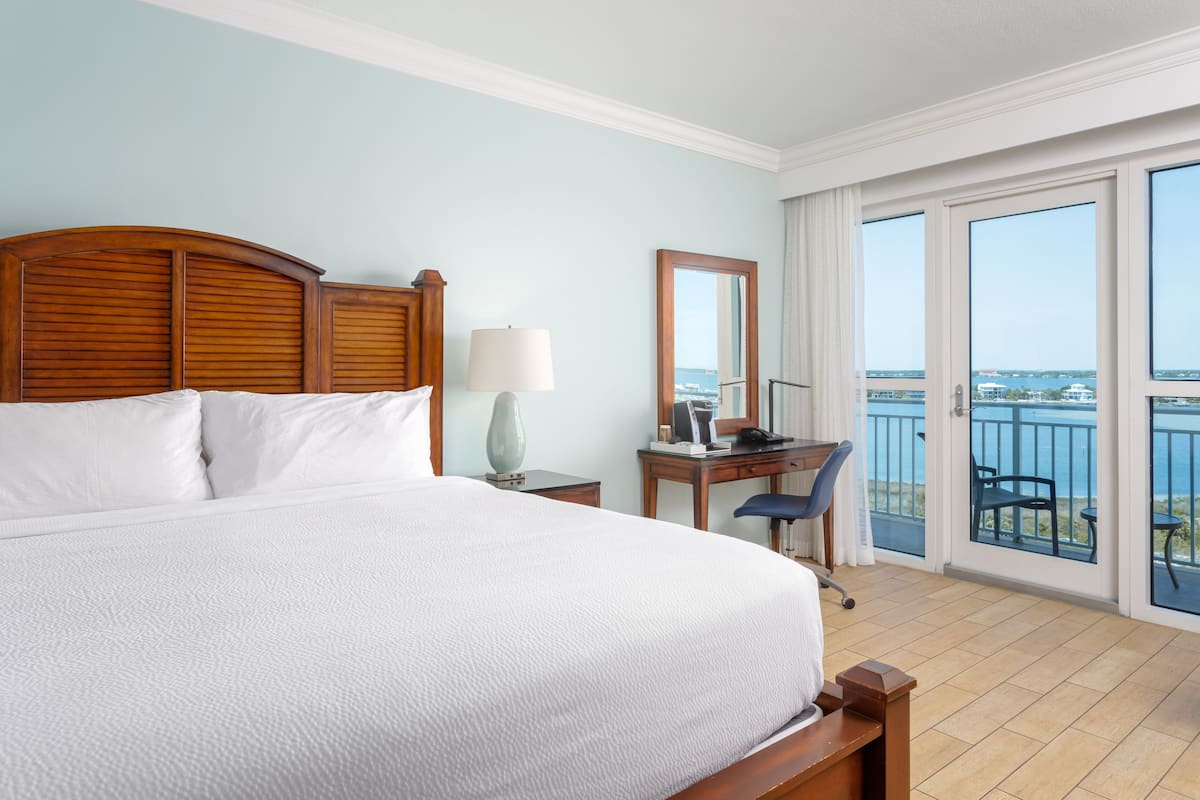 Room, 1 King Bed, Balcony, Bay View