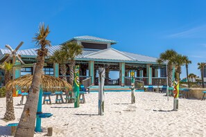 Beach bar -  The Pensacola Beach Resort (Pensacola Beach)