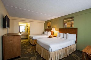 Desk, laptop workspace, iron/ironing board, free WiFi