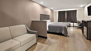 Suite, 1 cama King size, para no fumadores | Ropa de cama de alta calidad, escritorio y cortinas blackout