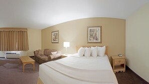 Surmatelas, bureau, fer et planche à repasser, Wi-Fi gratuit