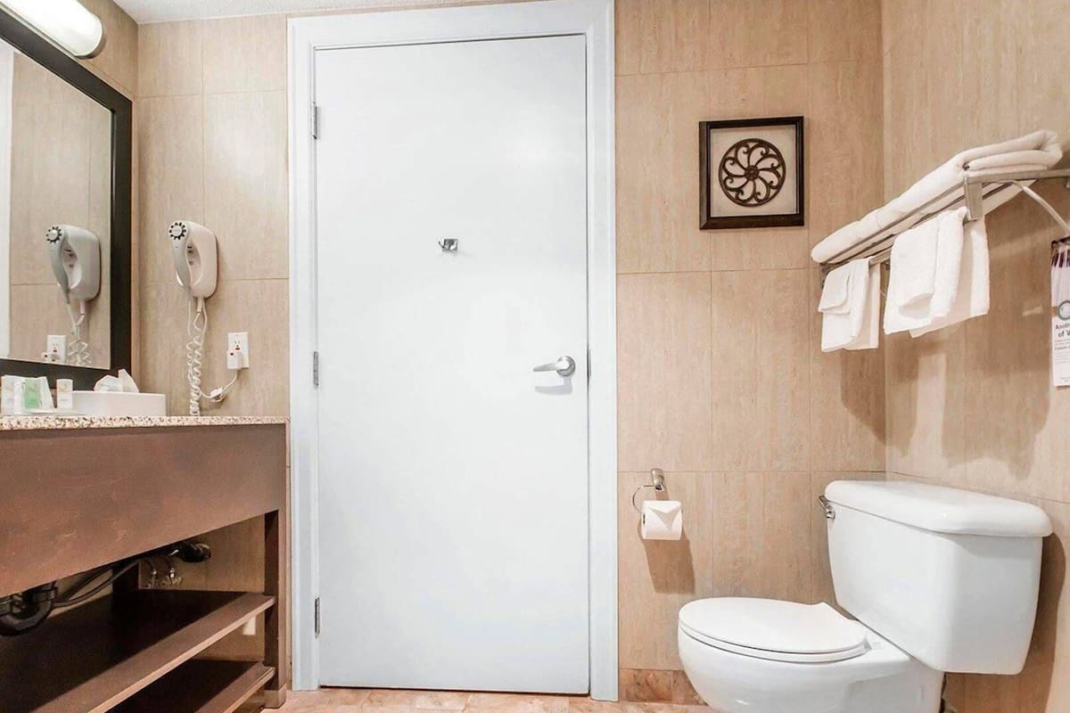 Bathroom | Hair dryer, towels