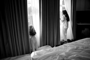 Hypo-allergenic bedding, free minibar, in-room safe, desk - Taj Hessischer Hof, Frankfurt (Frankfurt)