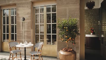 Frühstück, Mittagessen, Abendessen, Speisen im Freien