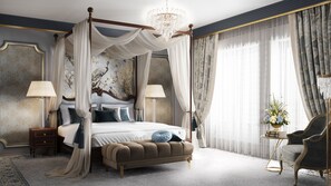 Presidential Suite | Hypo-allergenic bedding, free minibar, in-room safe, desk