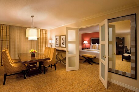 Toronto Airport Marriott Hotel - Image 27