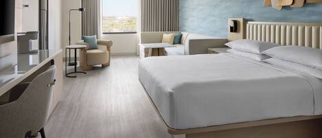 Room, 1 King Bed | In-room safe, desk, blackout drapes, iron/ironing board