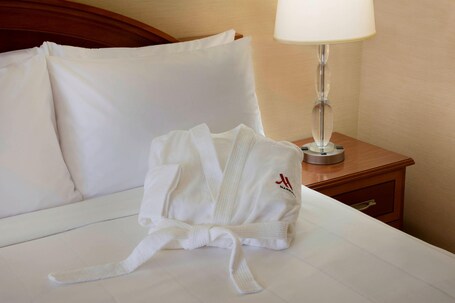 Toronto Airport Marriott Hotel - Image 34