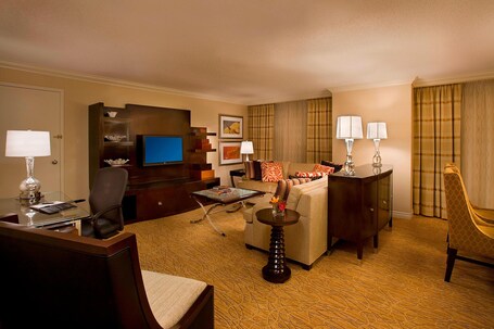 Toronto Airport Marriott Hotel - Image 9