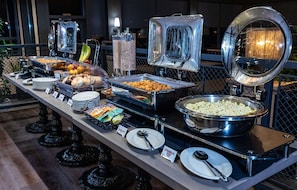 Desayuno buffet incluido todos los días