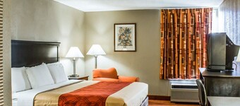Econo Lodge Burlington I-40