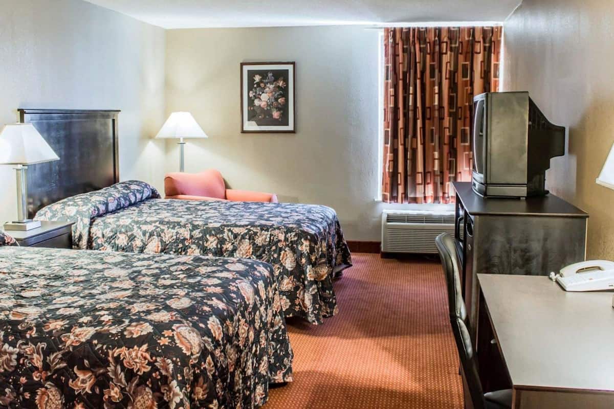 Desk, rollaway beds, free WiFi, bed sheets