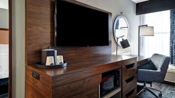 One Queen Bed, Non-Smoking | In-room safe, desk, iron/ironing board, free WiFi