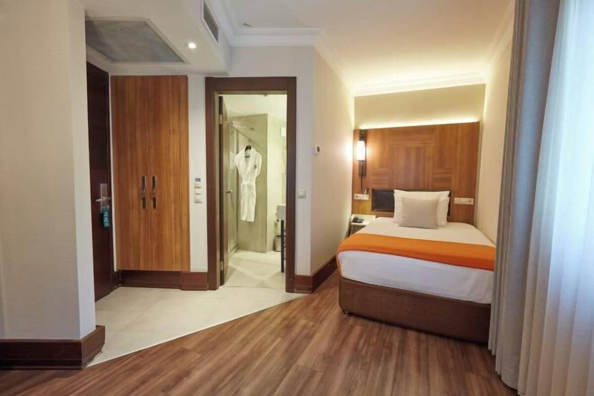 1 bedroom, minibar, in-room safe, desk