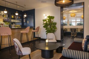 바(숙박 시설 내)