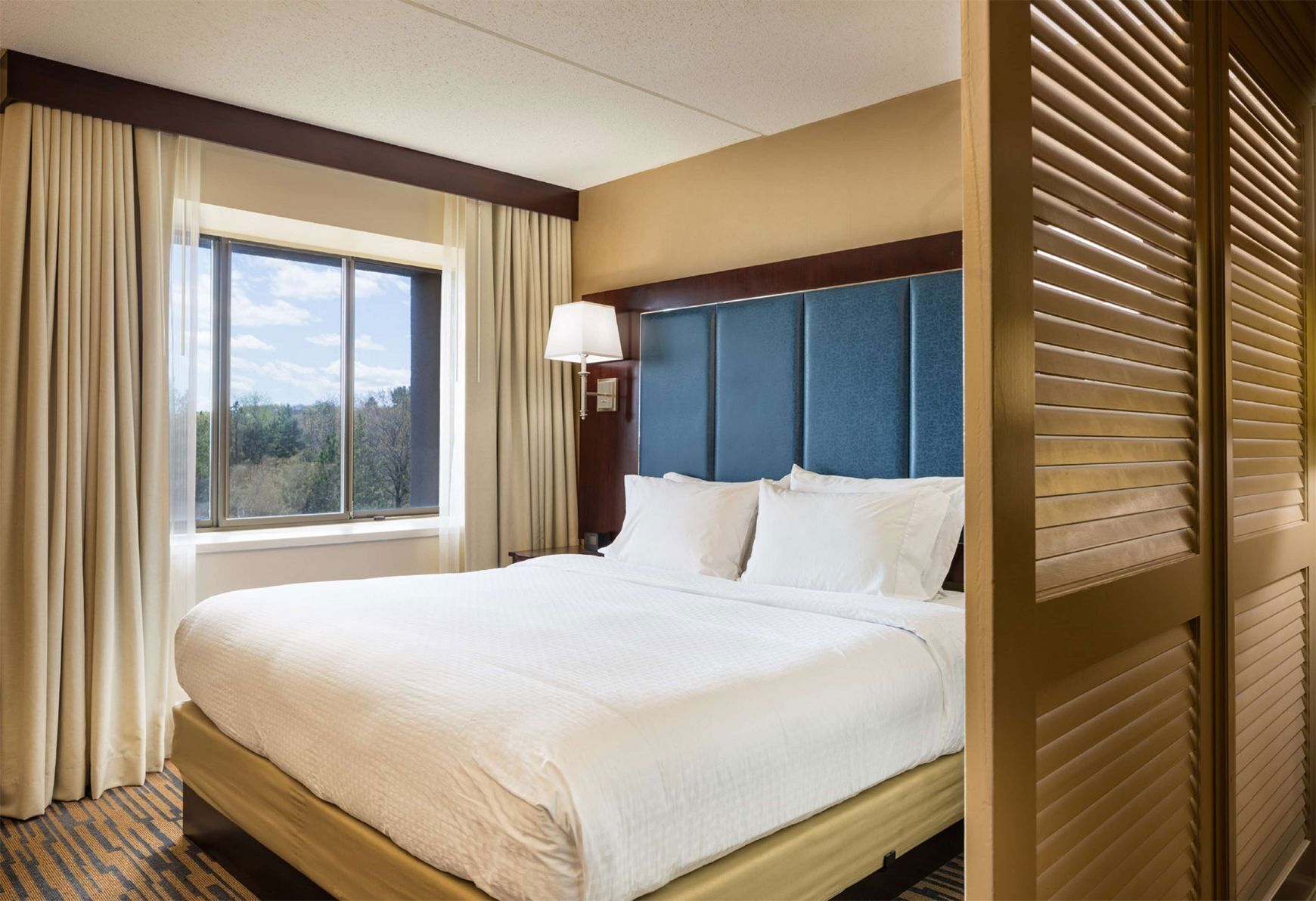 In-room safe, desk, laptop workspace, cots/infant beds
