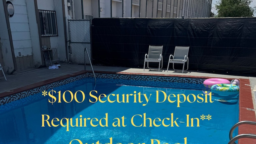 Nampa Inn & Suites