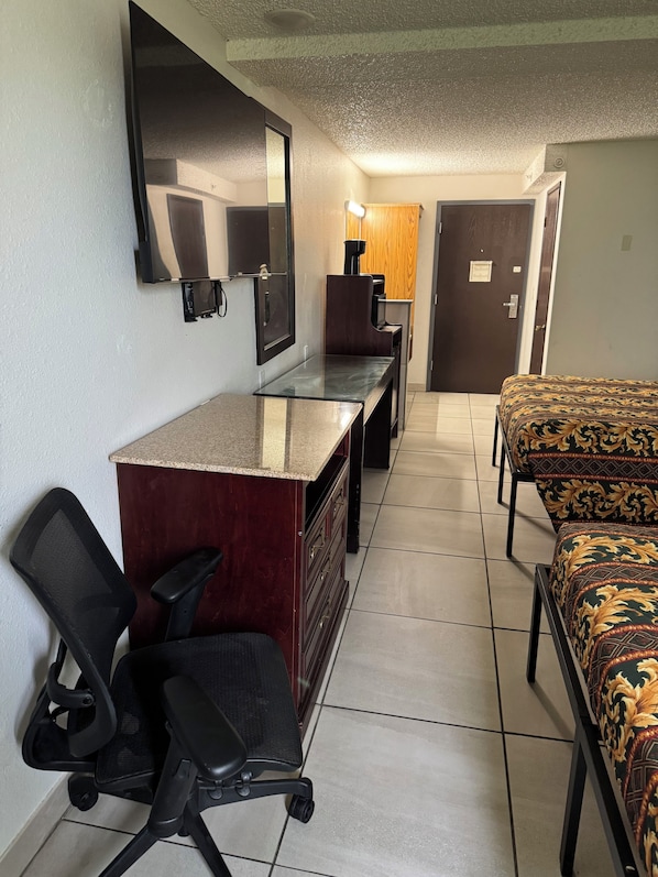 Classic Room, 2 Queen Beds