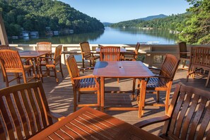3 Restaurants, Frühstück, Abendessen, amerikanische Küche