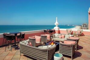 Penthouse (Bayside Suite) | Egyptian cotton sheets, premium bedding, pillowtop beds, minibar